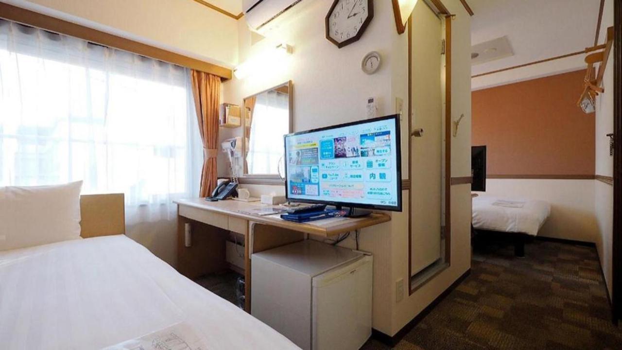 Toyoko Inn Sendai Nishi-Guchi Hirose-Dori Eksteriør bilde