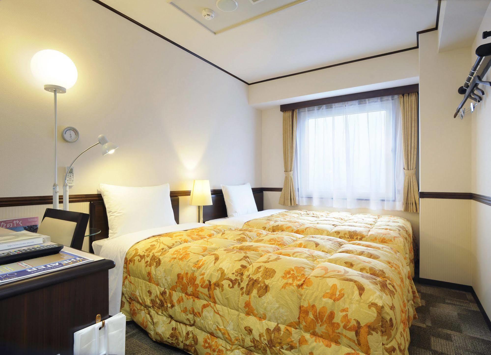 Toyoko Inn Sendai Nishi-Guchi Hirose-Dori Eksteriør bilde